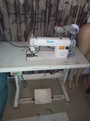 Industrial Sewing Maching