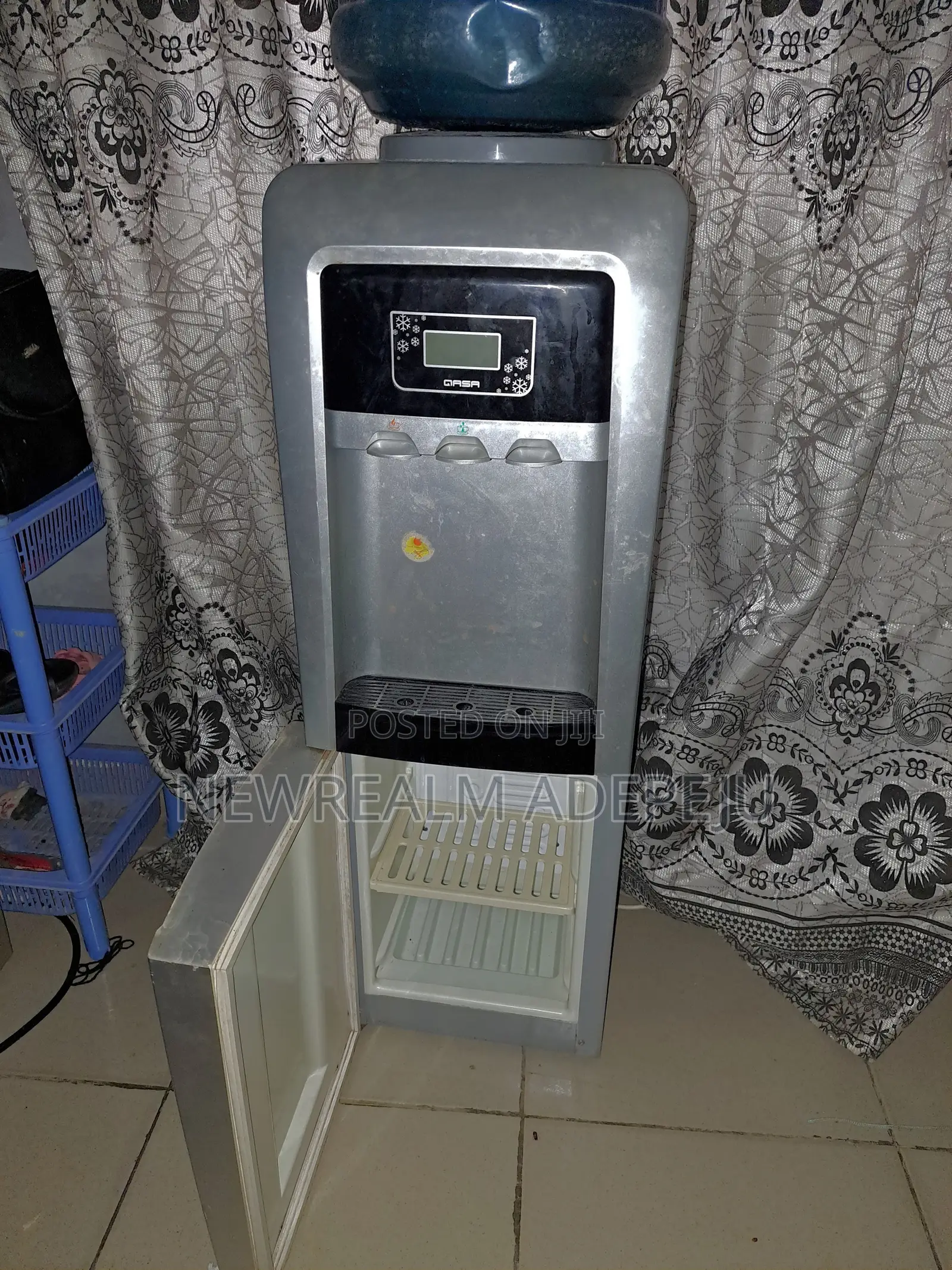 Water Dispenser