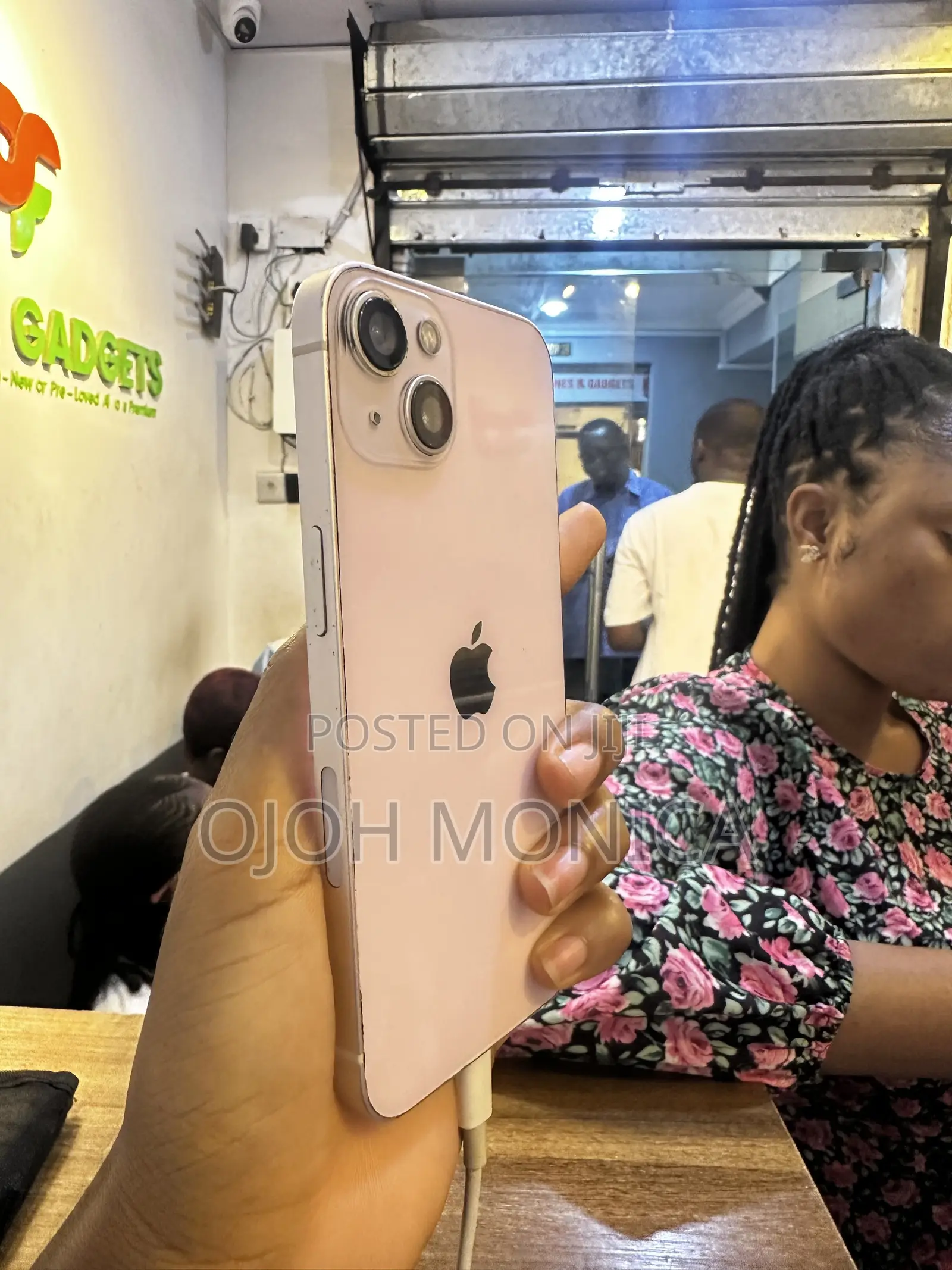 Apple iPhone 13 128 GB Pink