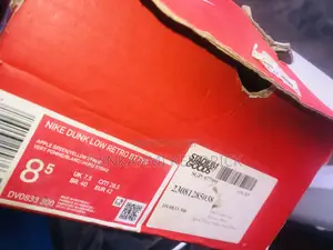 Original Nike Dunk Low Retro Bttys