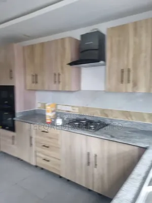 Furnished 4bdrm Townhouse / Terrace in Nice Estate, Adeniyi Jones