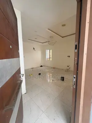 4bdrm Duplex in Royal Pine Estate, Lekki Phase 2 for rent