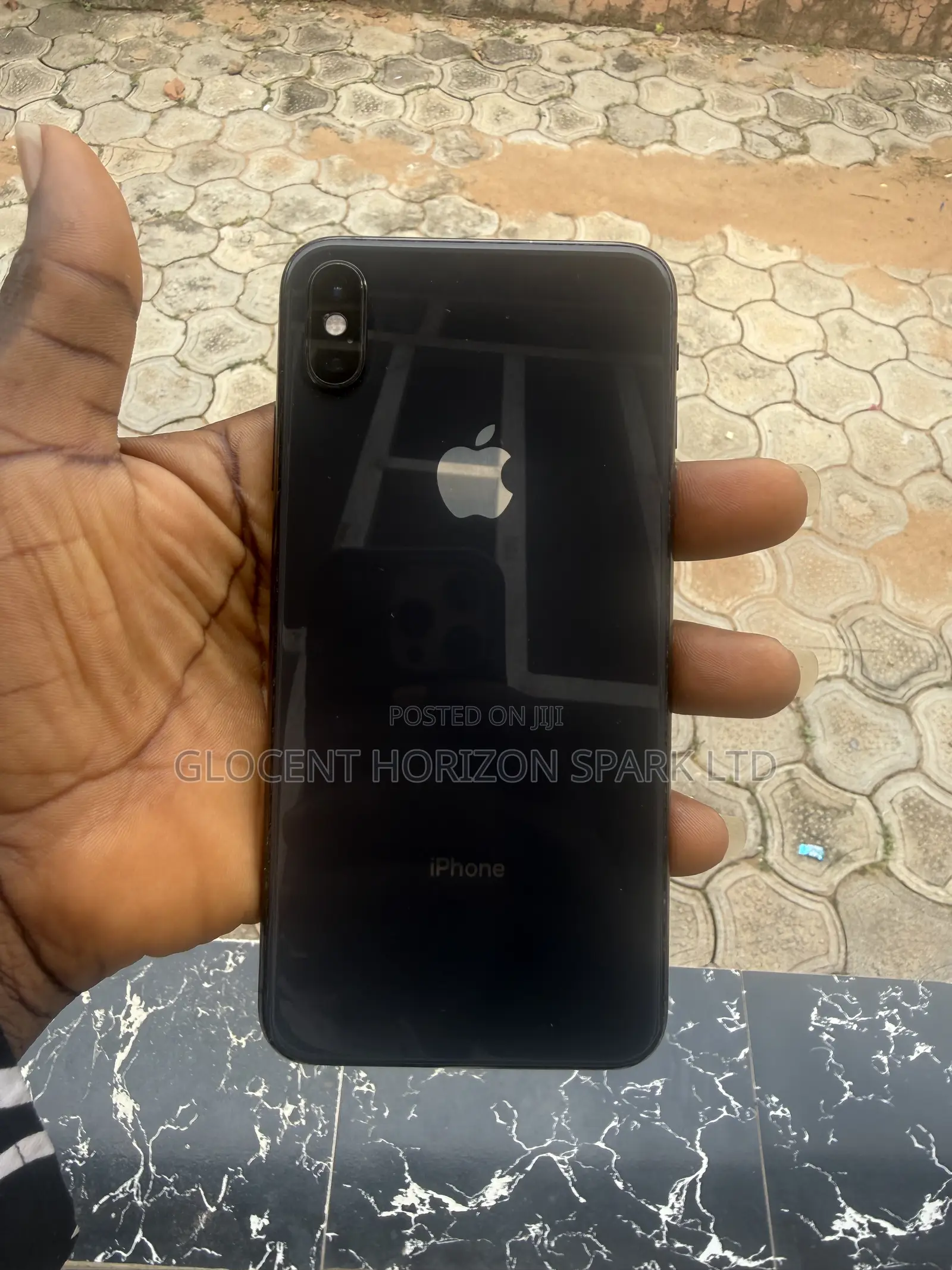 Apple iPhone XS Max 64 GB Black