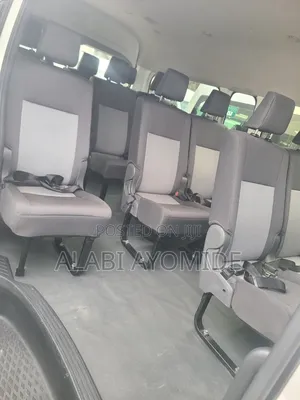 Toyota HiAce 2021 White