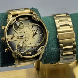 Diesel Premium Luxury Men Wristwatch Stylish, Durable Classy Design
