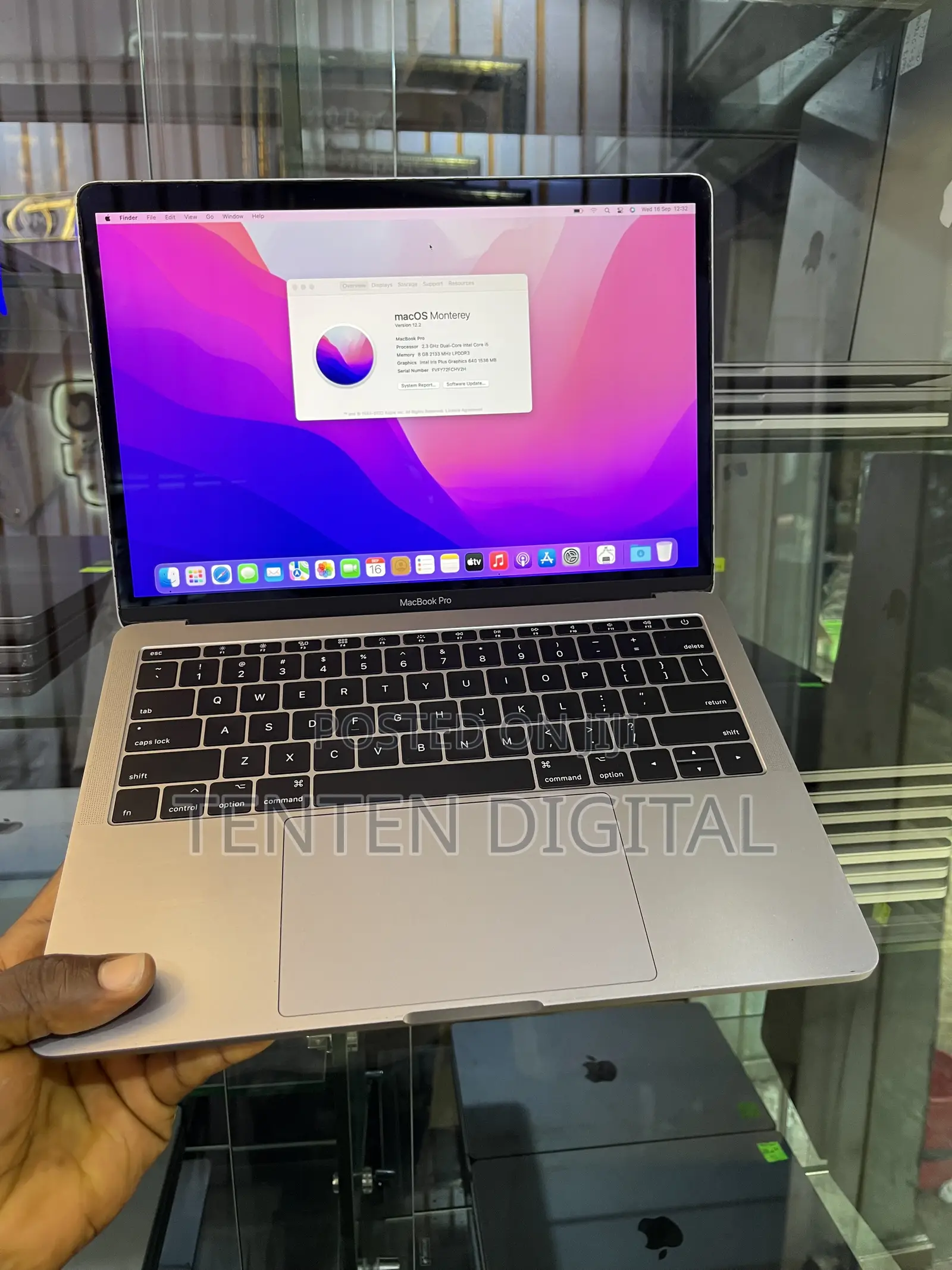Laptop Apple MacBook Pro 2017 8GB Intel Core i5 SSD 512GB