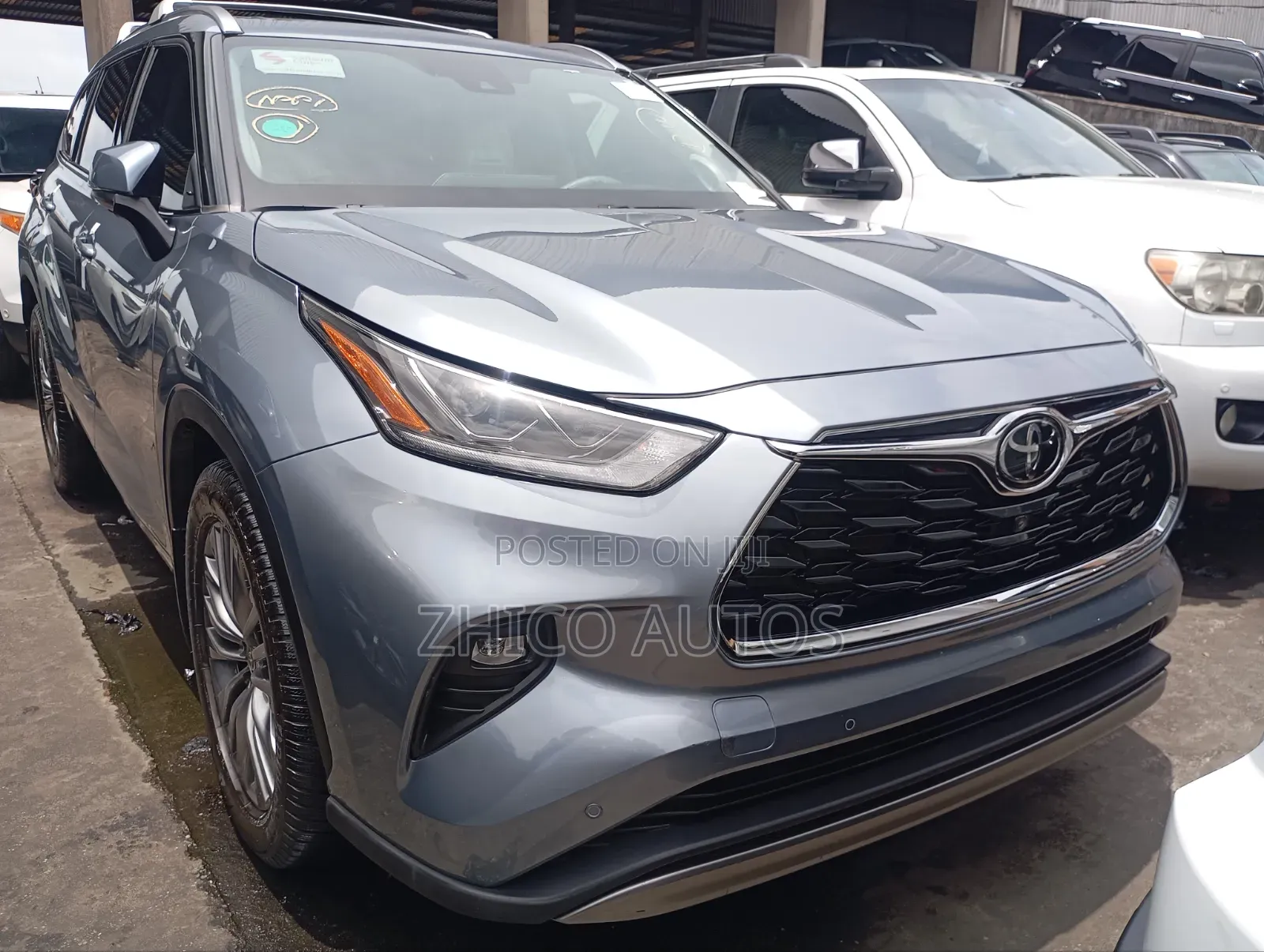 Toyota Highlander Platinum 2022 Blue