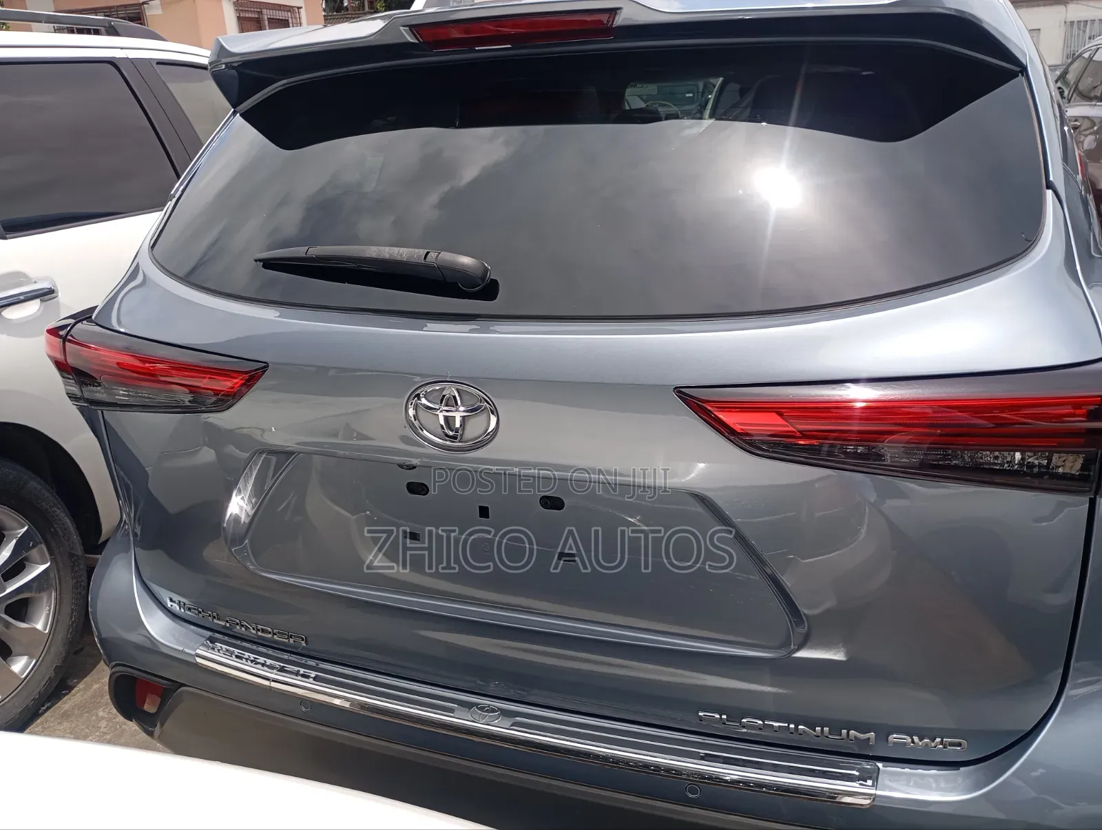 Toyota Highlander Platinum 2022 Blue