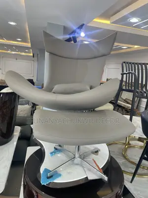 Relaxation Chair With Foot Rest