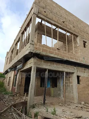 4bdrm Duplex in Obafemi-Owode for sale