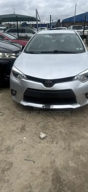 Toyota Corolla 2016 Silver