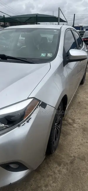 Toyota Corolla 2016 Silver