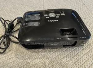 Epson EX71 Portable XGA Projector Bright, Reliable, Presentation Ready