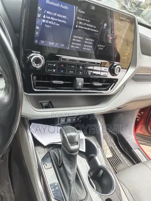 Toyota Highlander 2021 Red