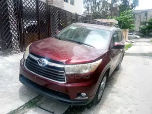 Toyota Highlander 2014 Red