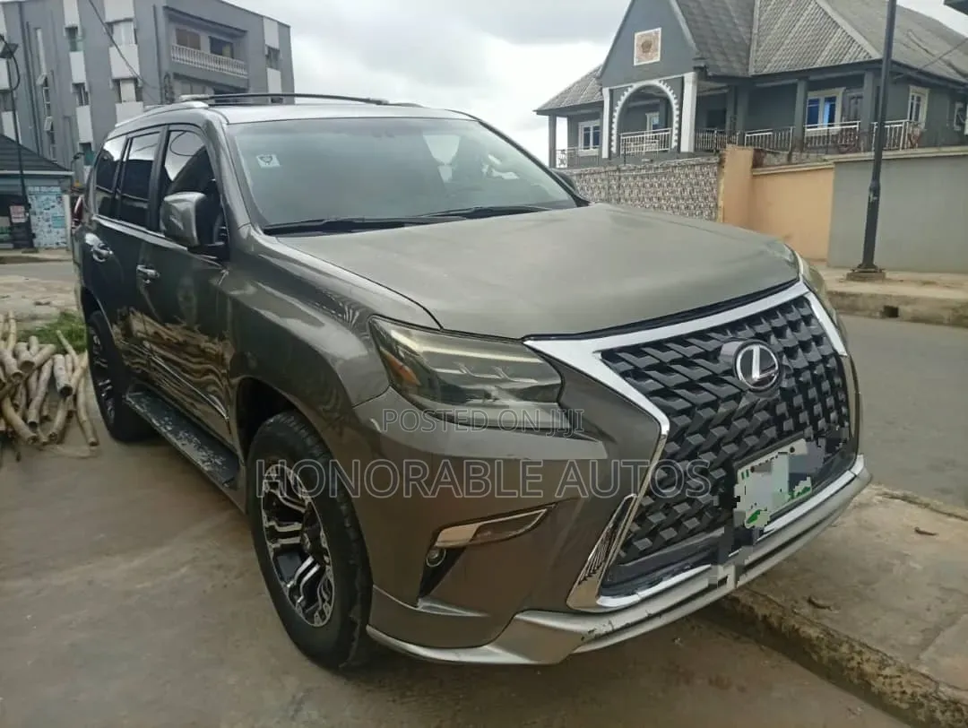 Lexus GX 2017 Gray