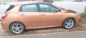 Toyota Matrix 2009 Orange