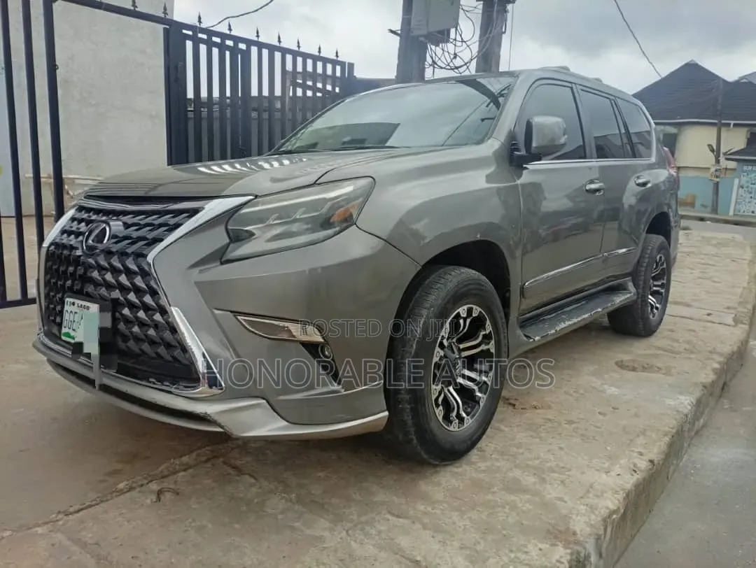 Lexus GX 2017 Gray