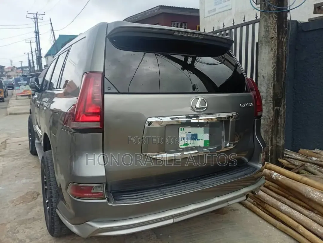 Lexus GX 2017 Gray