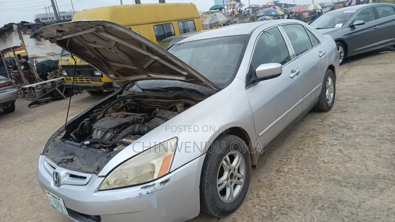 Honda Accord 2006 Silver