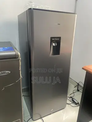 177L Hisense Standing Refrigerator With Freezer Dispenser