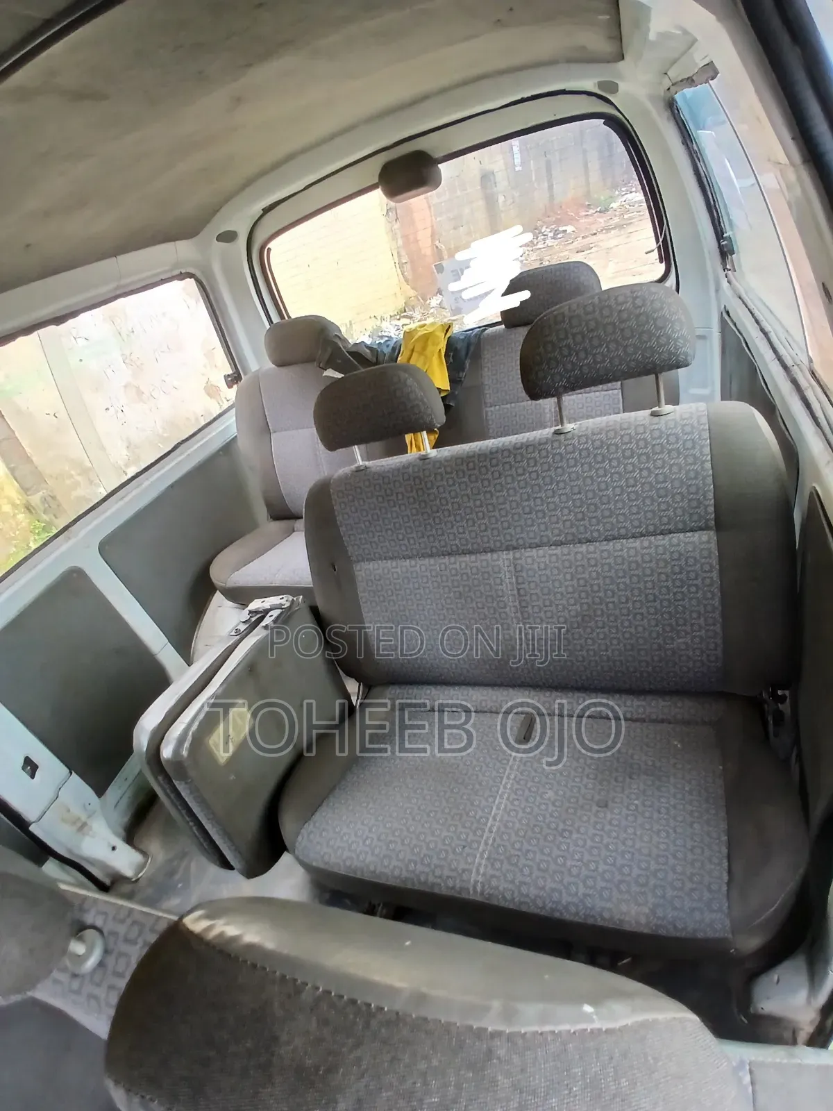 Toyota HiAce 2002 White