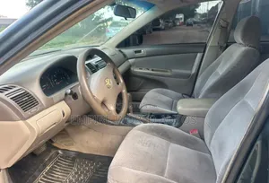 Toyota Camry LE 4dr Sedan (2.4L 4cyl 4A) 2004 Green