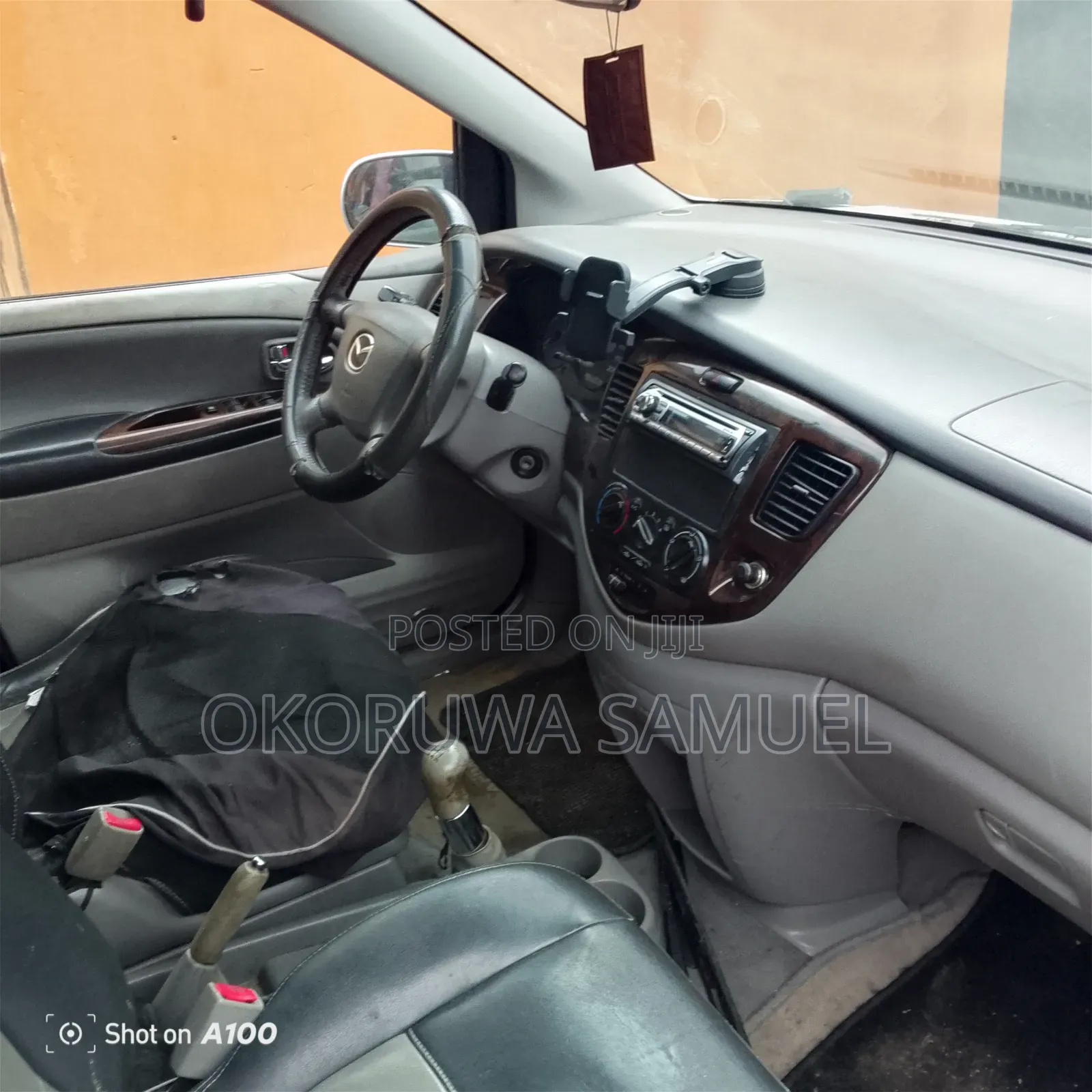Mazda MPV 2000 Silver