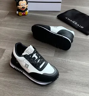 Cool Unisex Givenchy Sneakers in Unique Colorways