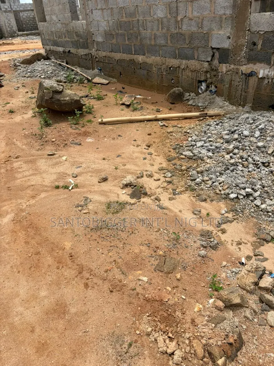 4 Bedrooms Fully Detached Duplex