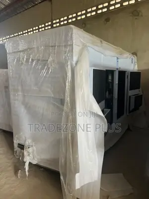 Powerful Perkins 500KVA Soundproof Diesel Gen