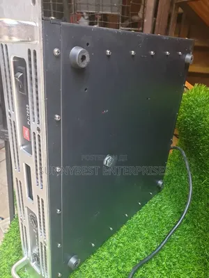 JBL Pj 7000 Amplifier