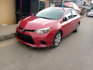 Toyota Corolla 2015 Red
