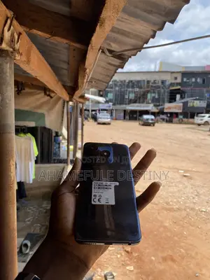 Tecno Spark 10 64 GB Purple