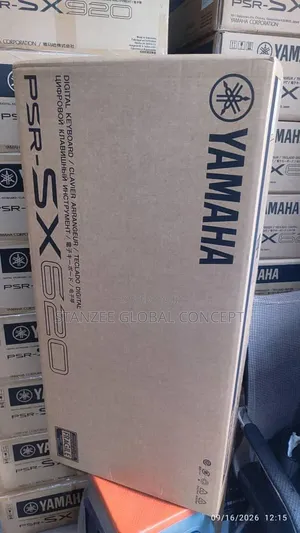 Yamaha PSR-SX620 Professional 61-Key Arranger Keyboard
