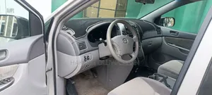 Toyota Sienna 2009 Silver