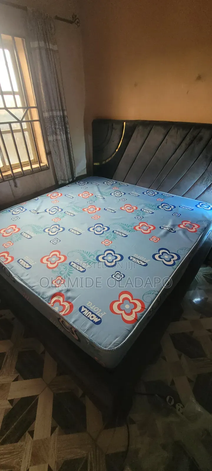 Mouka Foam 6 by 6 12 Inches With Frame