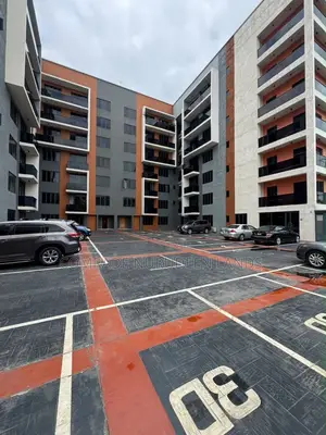 2bdrm Apartment in Lekki Phase 1 for rent
