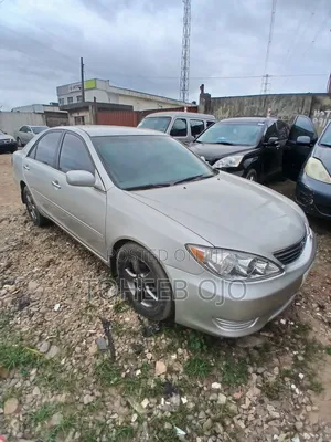 Toyota Camry 2006 Silver