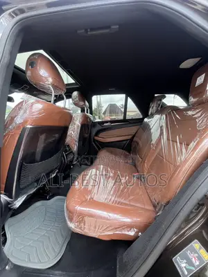 Mercedes-Benz GLE-Class 2015 Brown