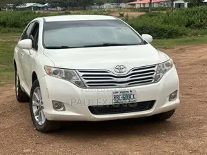 Toyota Venza AWD 2011 White