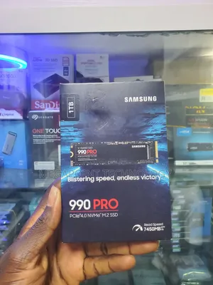 Samsung 990pro PCIe 4.0 NVME SSD