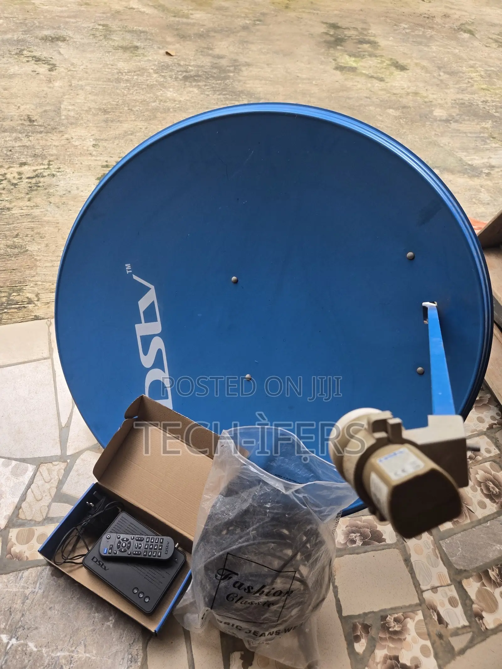DSTV - Dish