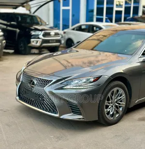 Lexus LS 2020 Brown