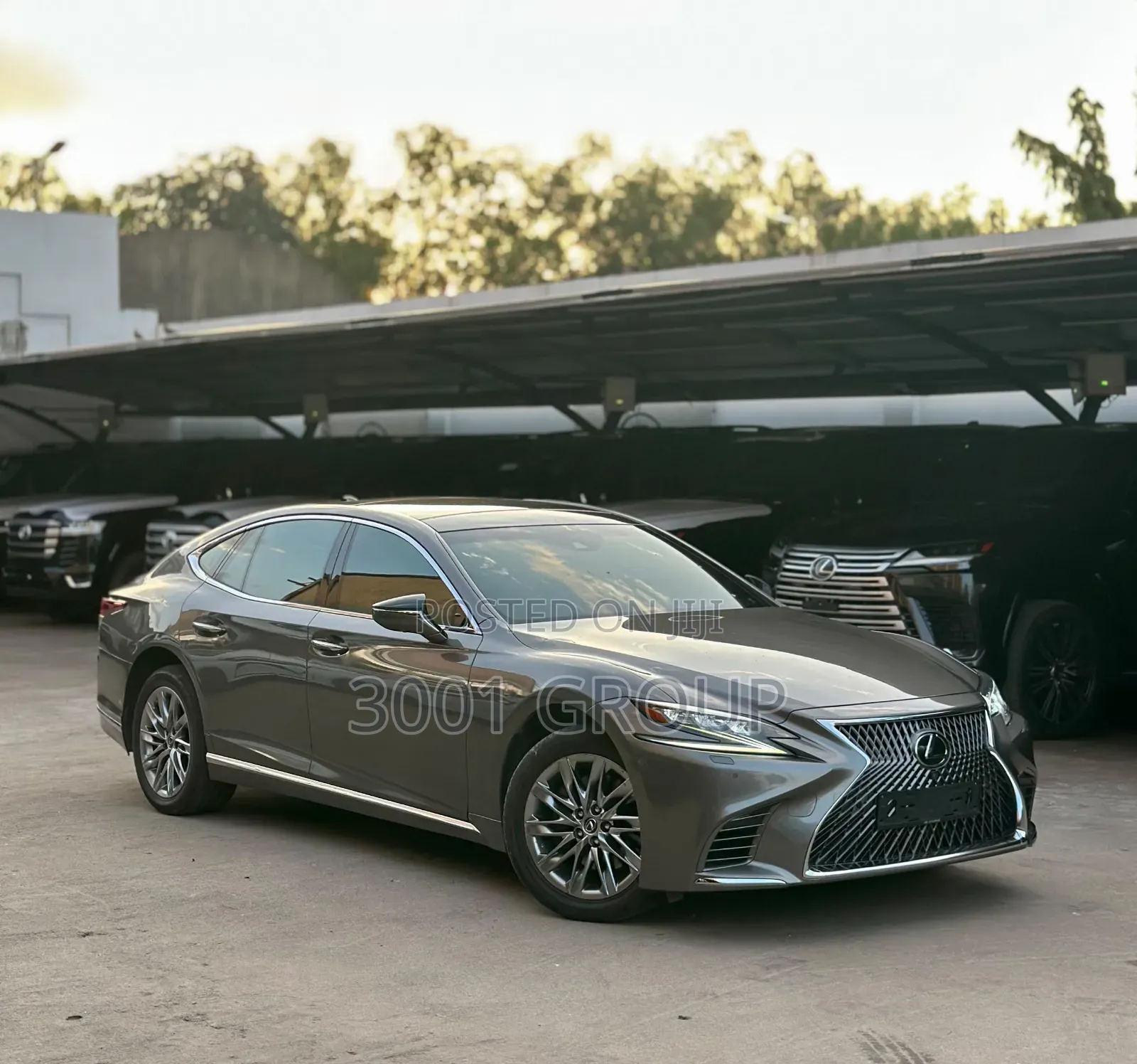 Lexus LS 2020 Brown