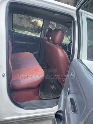 Toyota Hilux 2012 White