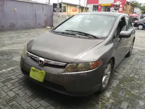 Honda Civic 2007 Gray