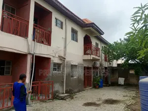 16bdrm Apartment in Gwagwalada for sale
