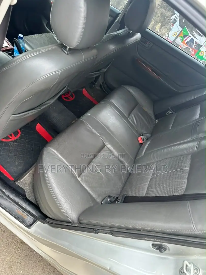 Toyota Corolla LE 2005 Silver