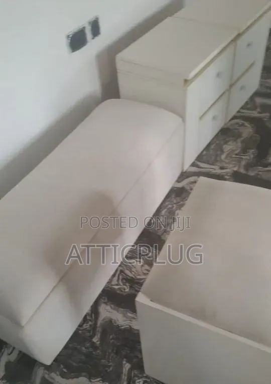 Modern White Dressing Table Stool Set With Gold Trim